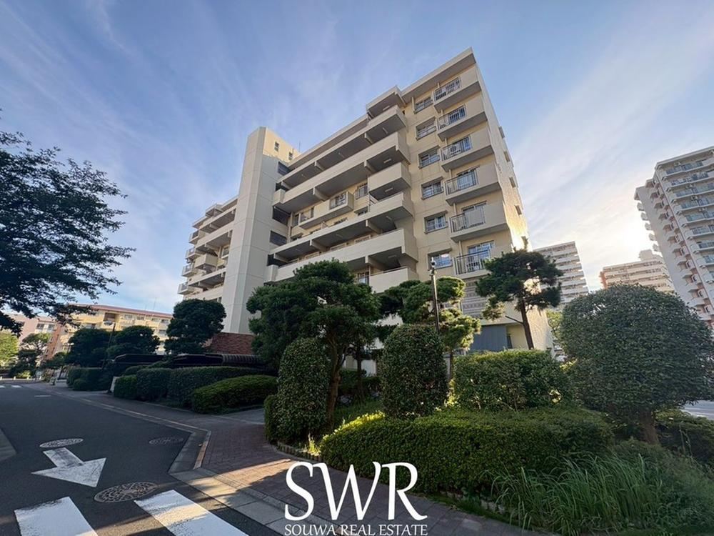 3LDK apartment in Shinagawa Ward, Tokyo - Photo 1