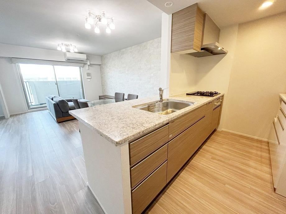 3LDK apartment in Nishi Ward, Kobe, Hyogo - Photo 1
