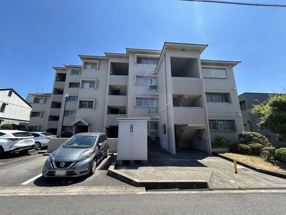 4LDK apartment in Moriyama Ward, Nagoya, Aichi - Photo 1