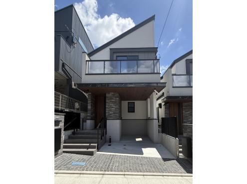 3LDK house in Shinjuku Ward, Tokyo - Photo 1
