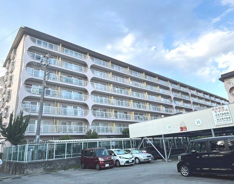 3LDK apartment in Mino, Osaka - Photo 1