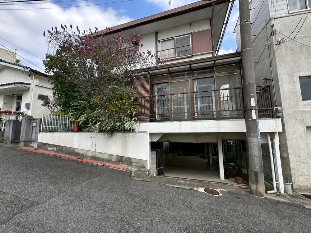 6DK house in Nagata Ward, Kobe, Hyogo - Photo 1