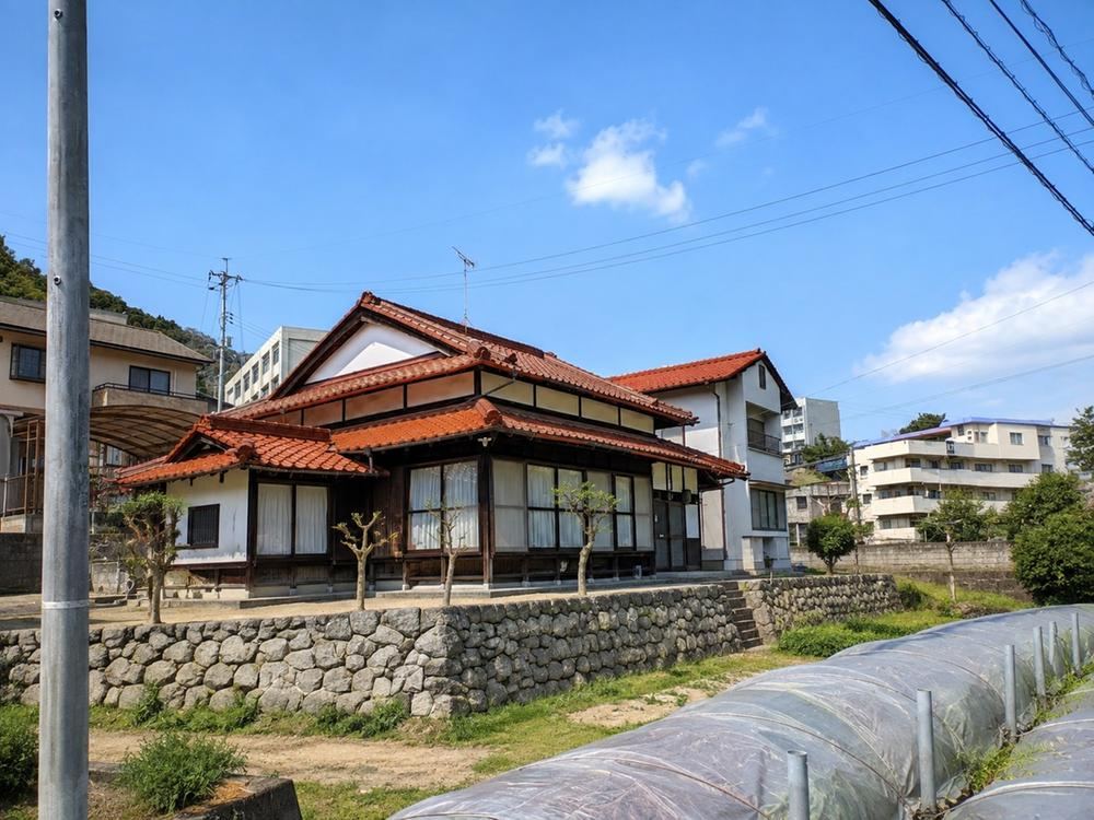 5DK house in Aki Ward, Hiroshima - Photo 1