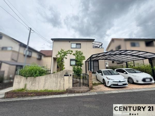 4LDK house in Otsu, Shiga - Photo 1