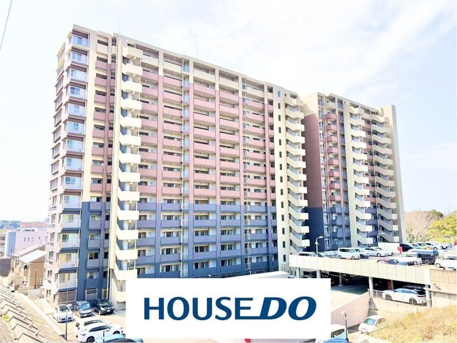4LDK apartment in Yahatanishi Ward, Kitakyushu, Fukuoka - Photo 1