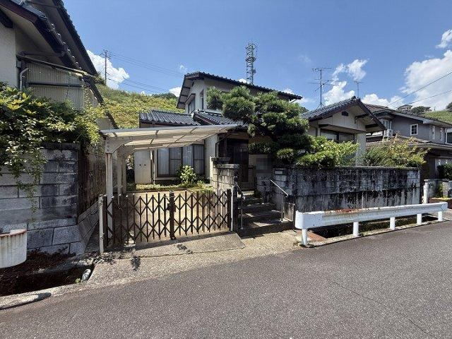 5DK house in Saeki Ward, Hiroshima - Photo 1