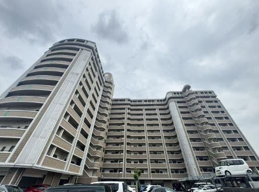 3LDK apartment in Kokuraminami Ward, Kitakyushu, Fukuoka - Photo 1
