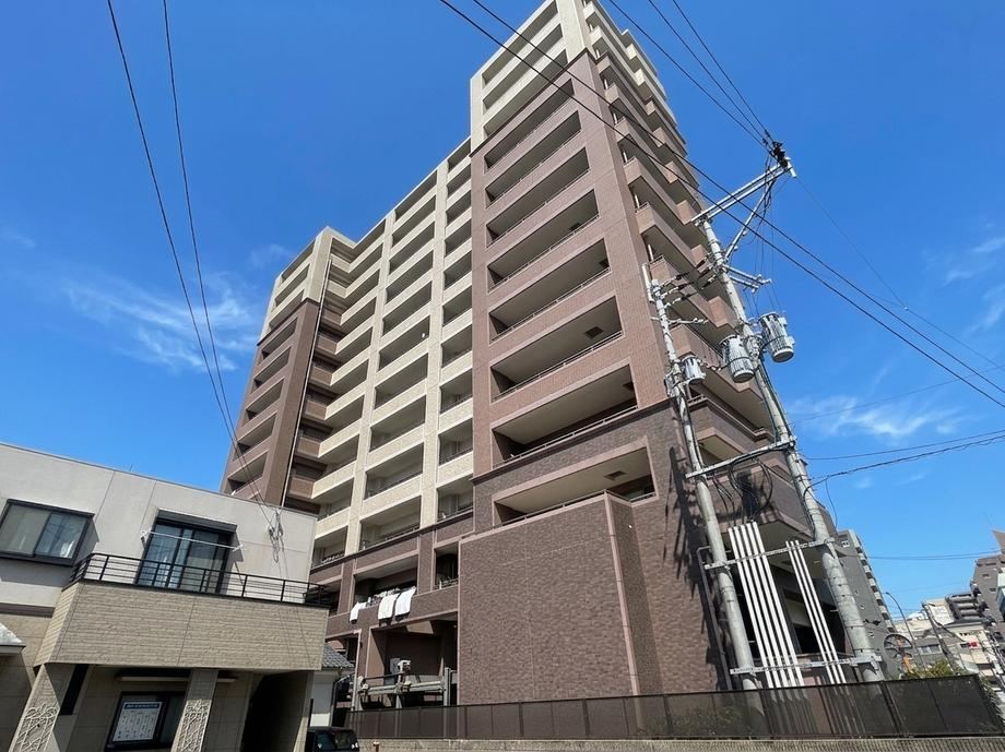 4LDK apartment in Chuo Ward, Kumamoto - Photo 1