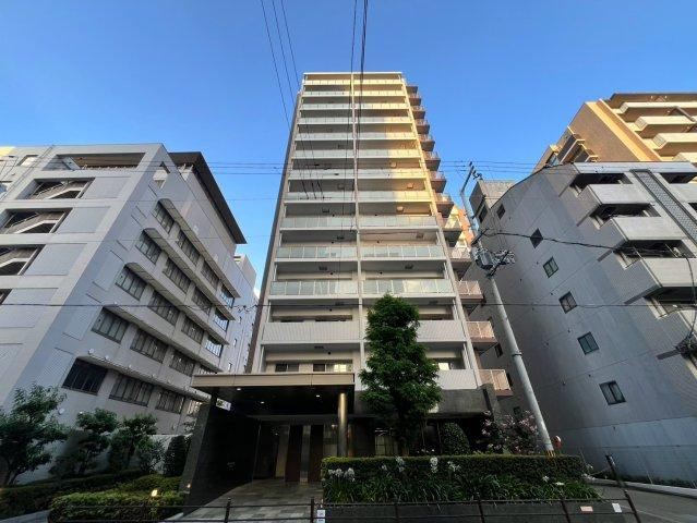 2LDK apartment in Tennoji Ward, Osaka - Photo 1