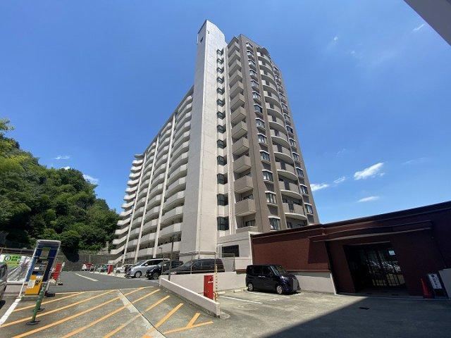 3LDK apartment in Nishi Ward, Hiroshima - Photo 1