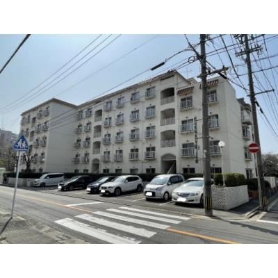 2LDK+S apartment in Chuo Ward, Fukuoka - Photo 1