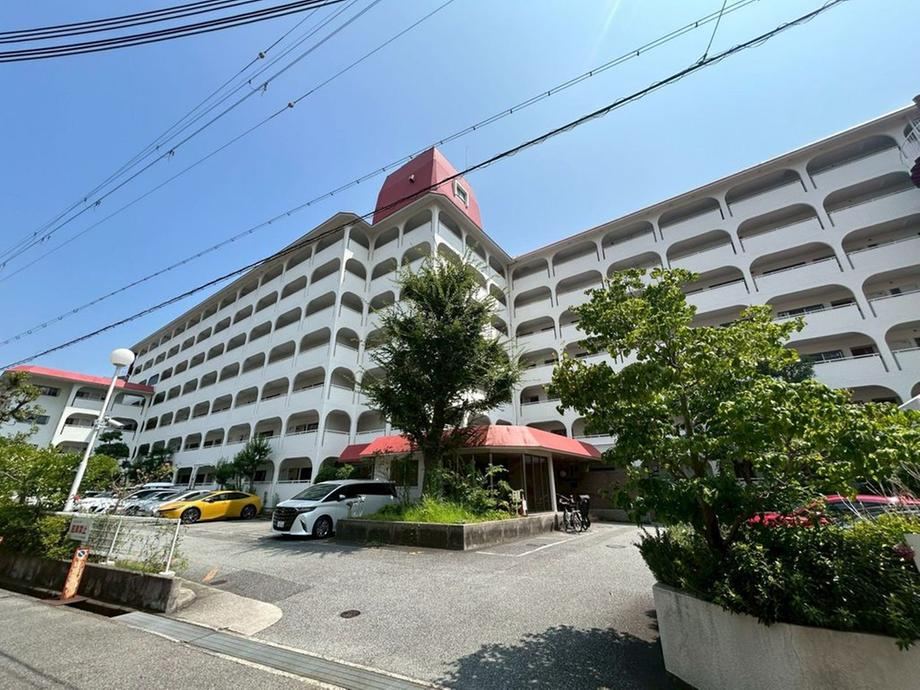 2LDK+S apartment in Nishinomiya, Hyogo - Photo 1