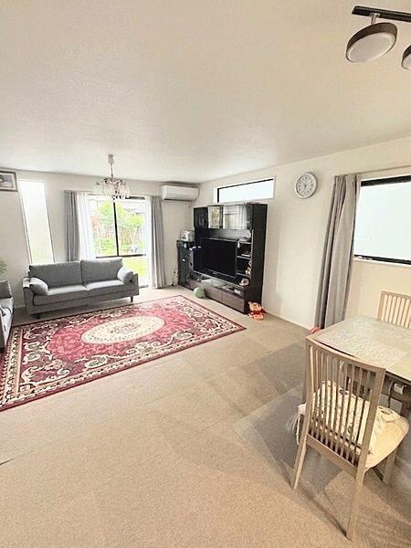 4LDK house in Funabashi, Chiba - Photo 1