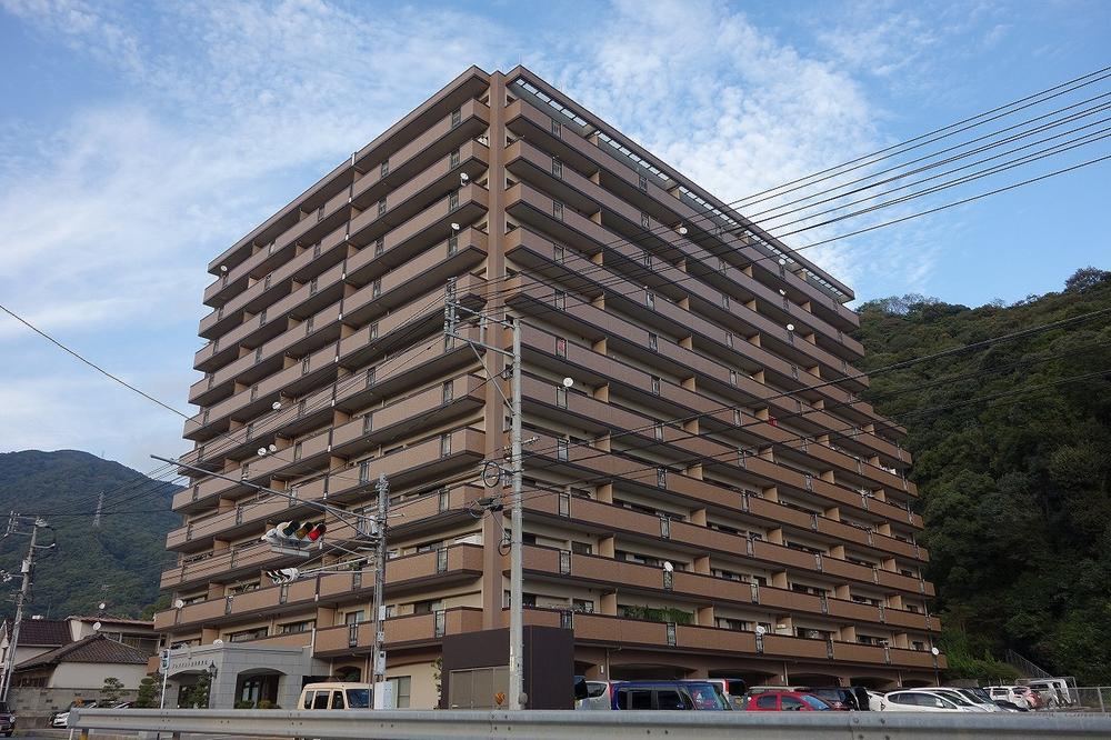 3LDK apartment in Kure, Hiroshima - Photo 1