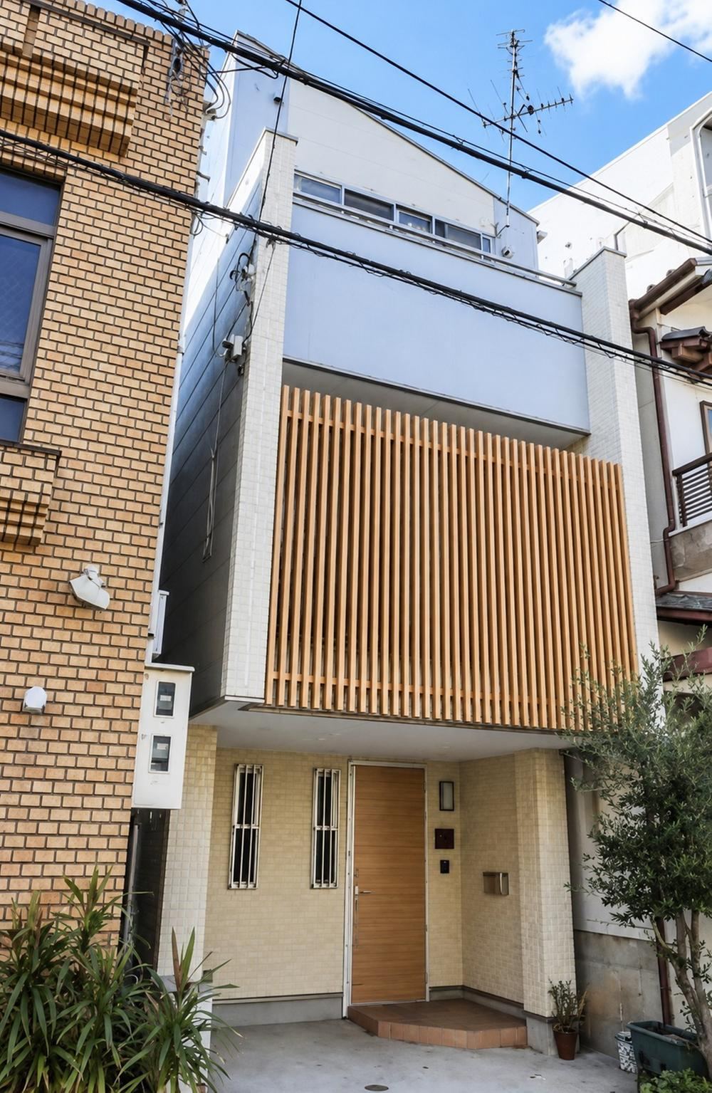 2LDK+S house in Higashisumiyoshi Ward, Osaka - Photo 1