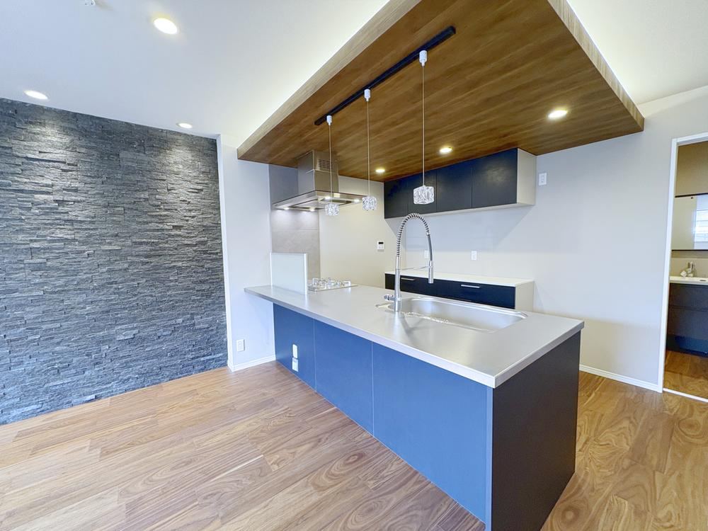 3LDK house in Tsurumi Ward, Osaka - Photo 1