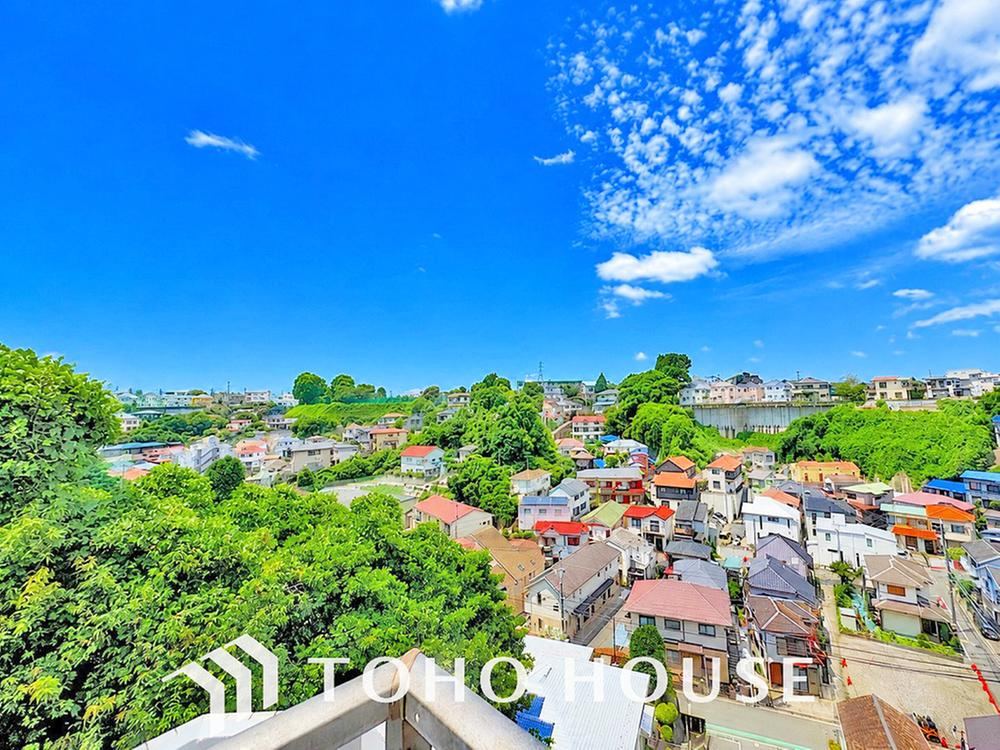 2LDK+S apartment in Naka Ward, Yokohama, Kanagawa - Photo 1