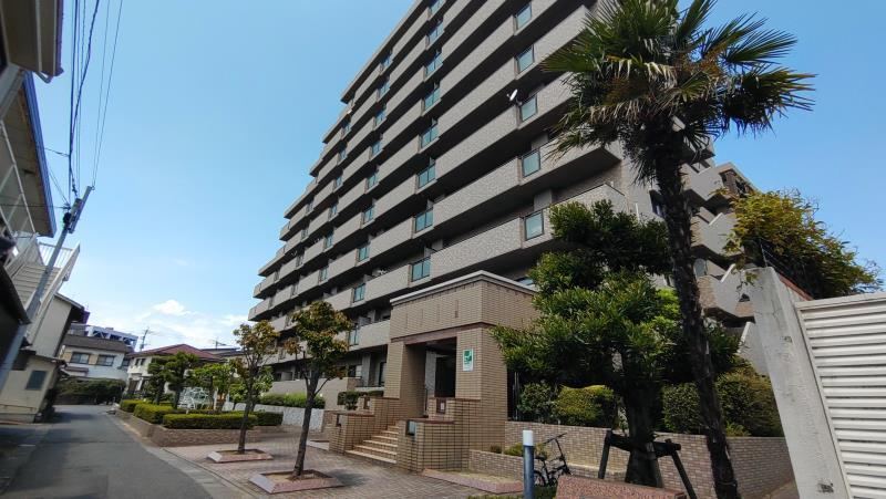 3LDK apartment in Oita, Oita - Photo 1