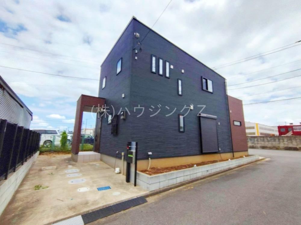 4LDK+S house in Matsudo, Chiba - Photo 1