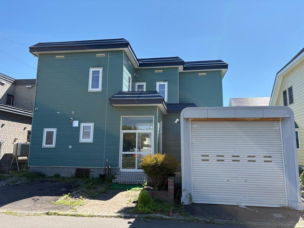 5LDK house in Eniwa, Hokkaido - Photo 1