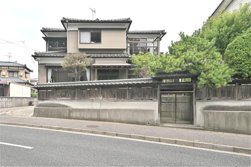 7DK house in Higashi Ward, Niigata - Photo 1