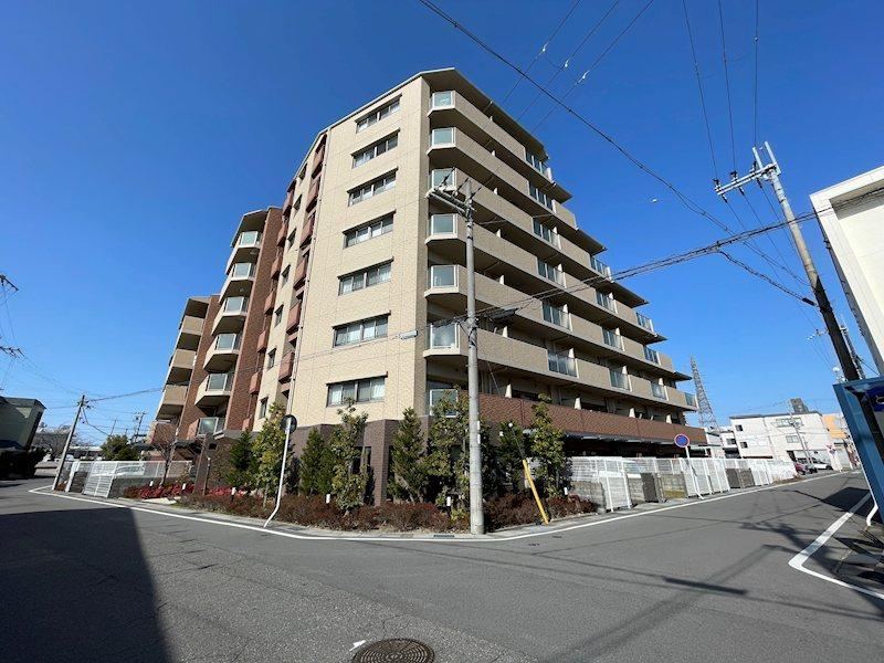 3LDK apartment in Omihachiman, Shiga - Photo 1