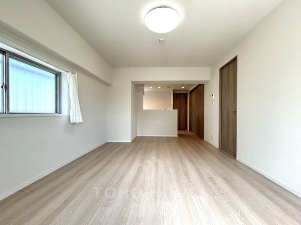2LDK apartment in Shinagawa Ward, Tokyo - Photo 1