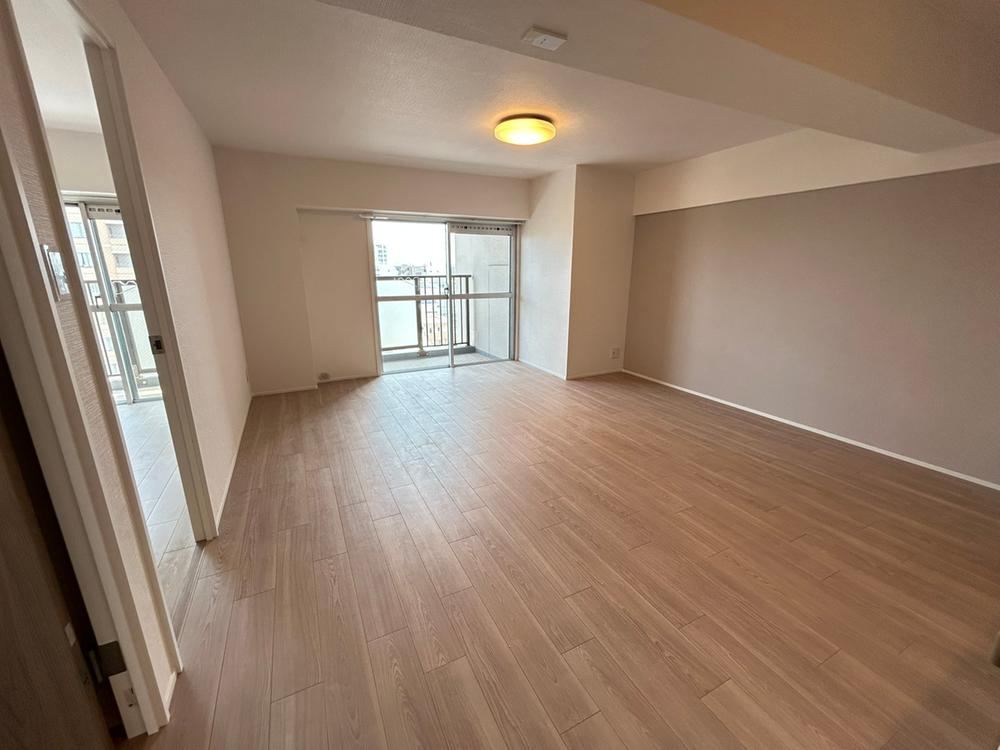 3LDK apartment in Nishinomiya, Hyogo - Photo 1