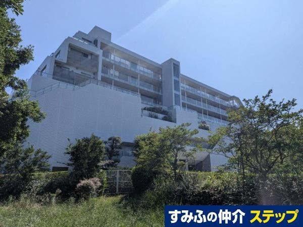 3LDK apartment in Zushi, Kanagawa - Photo 1
