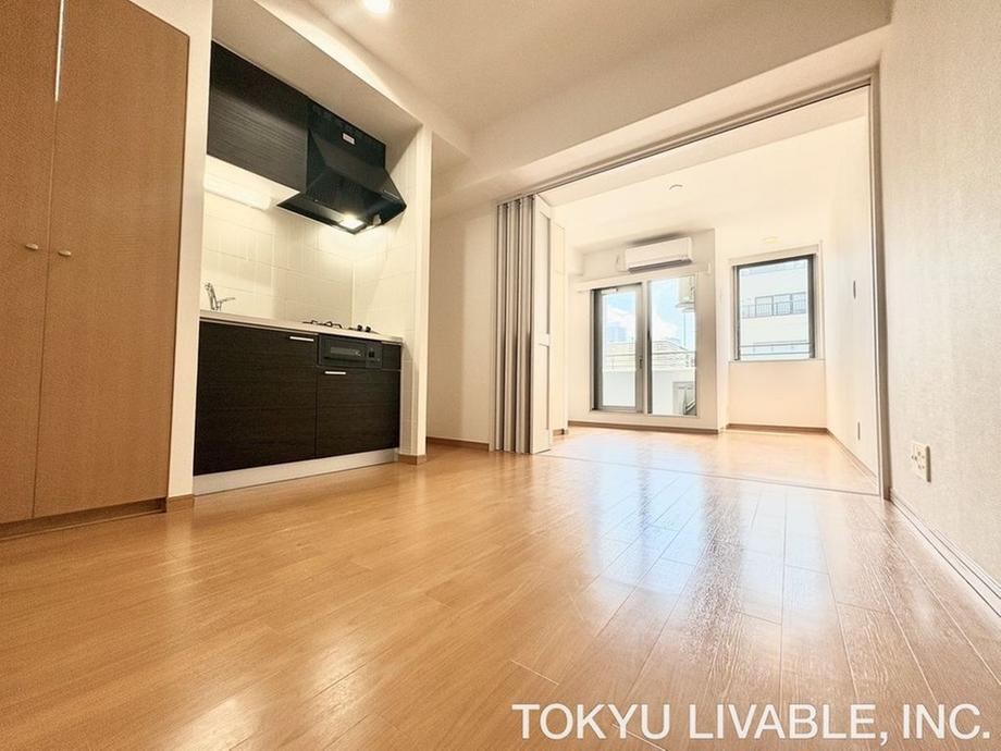 1DK apartment in Toshima Ward, Tokyo - Photo 1