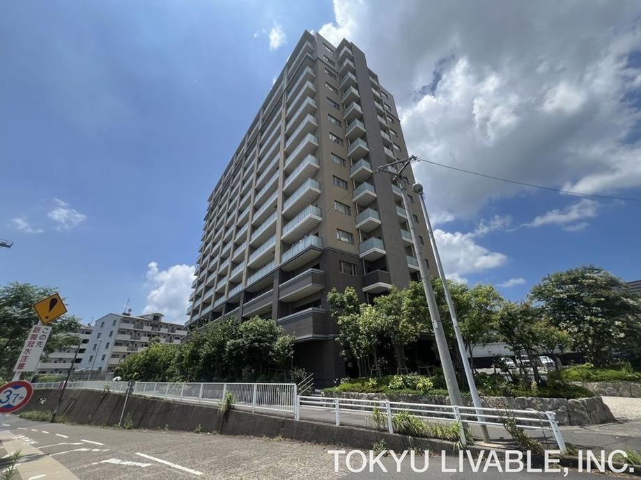 3LDK apartment in Kagoshima, Kagoshima - Photo 1