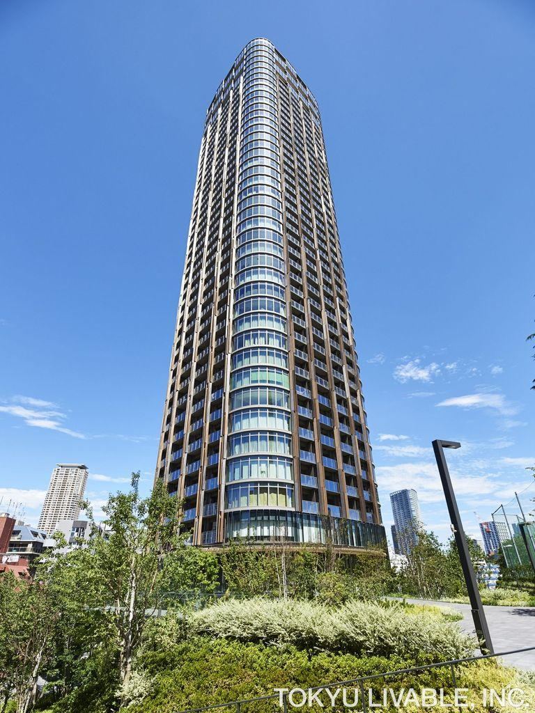 1LDK apartment in Minato Ward, Tokyo - Photo 1
