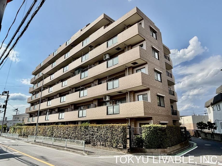 4LDK apartment in Niiza, Saitama - Photo 1