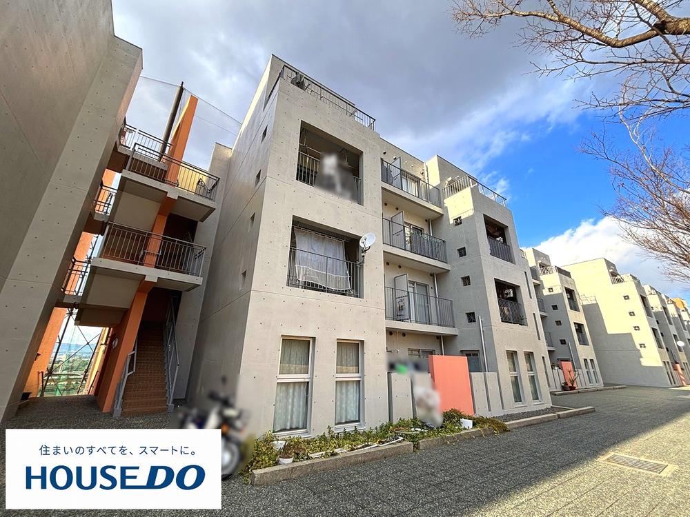 3LDK apartment in Katano, Osaka - Photo 1