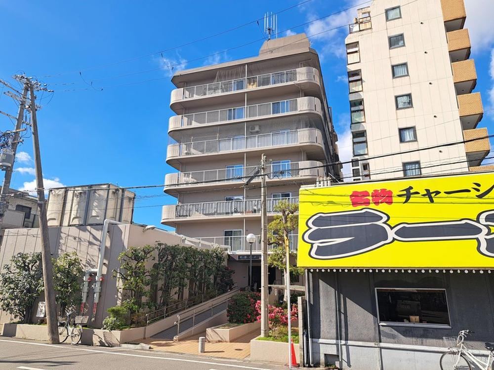 4LDK apartment in Hirano Ward, Osaka - Photo 1