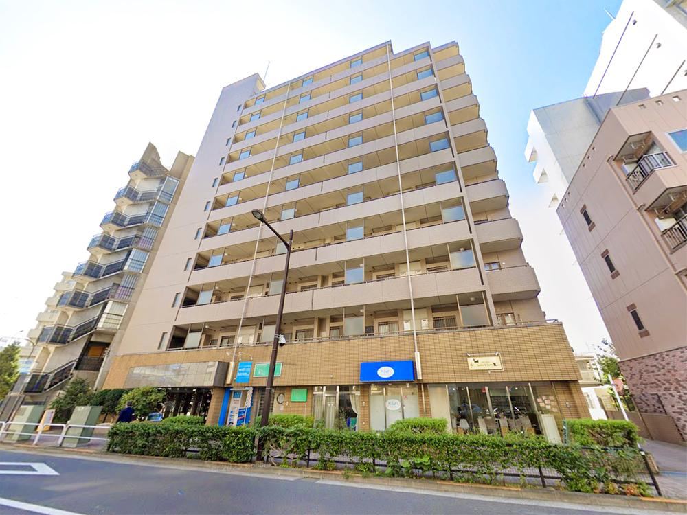 3LDK apartment in Shinagawa Ward, Tokyo - Photo 1