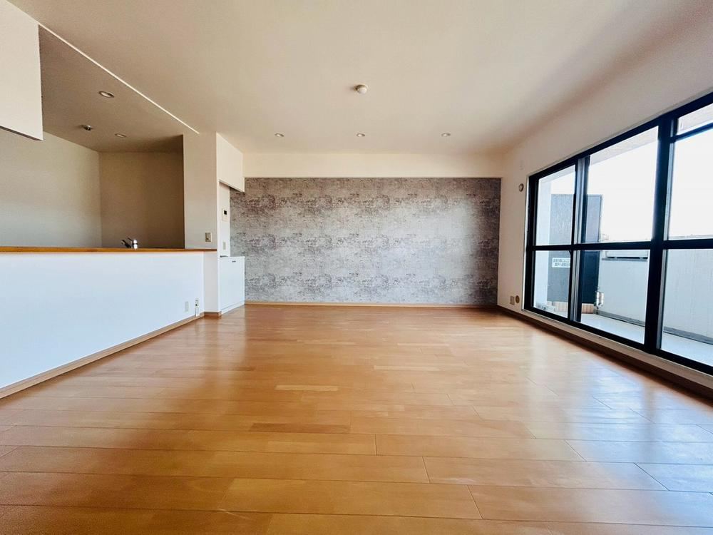 3LDK apartment in Kishiwada, Osaka - Photo 1