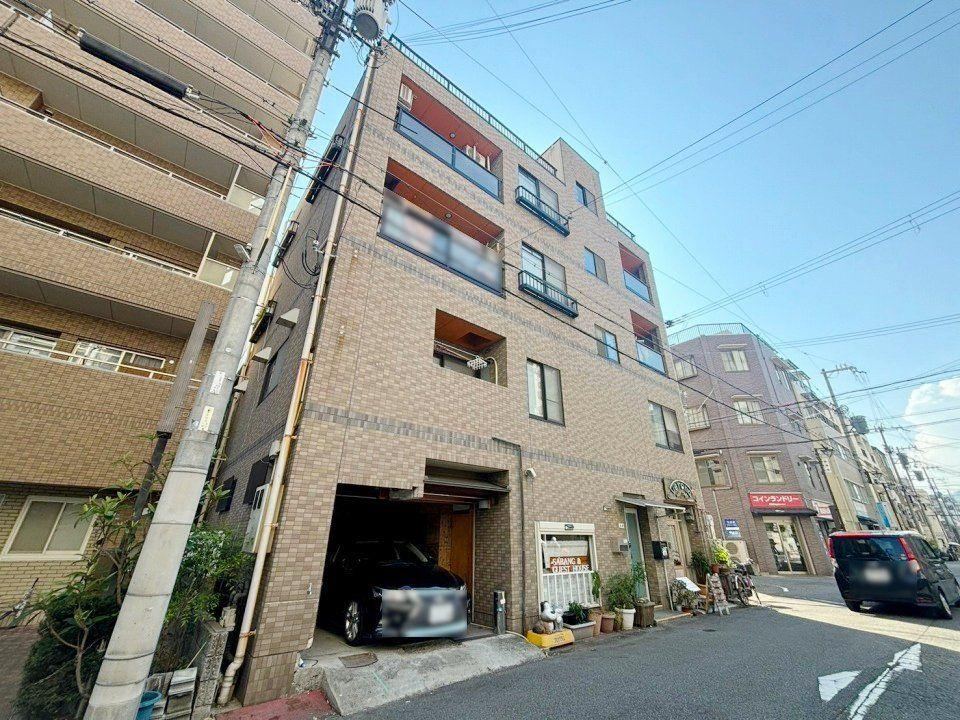 7DK+3S house in Hyogo Ward, Kobe, Hyogo - Photo 1