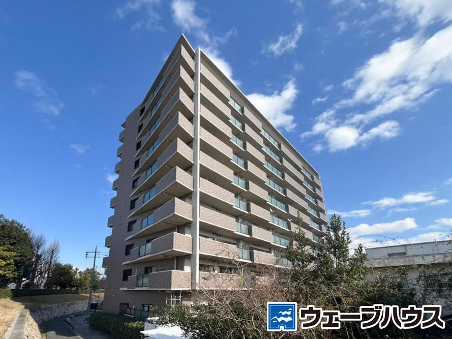 3LDK apartment in Naka Ward, Okayama - Photo 1