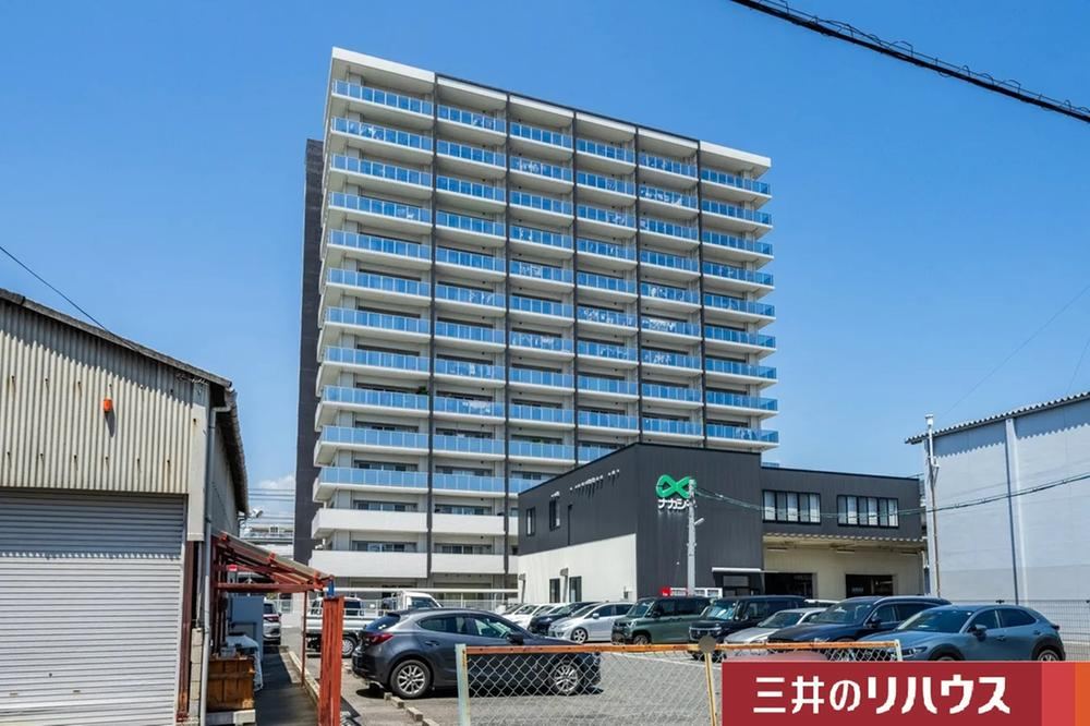 3LDK apartment in Minami Ward, Hiroshima - Photo 1