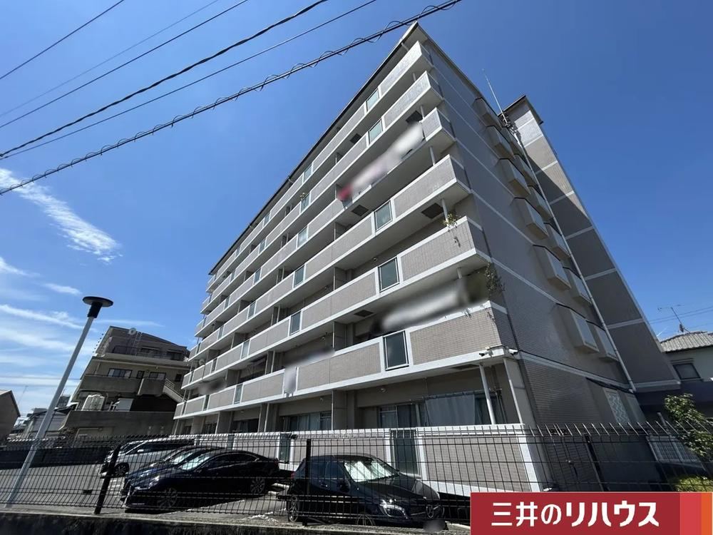 3LDK apartment in Asaminami Ward, Hiroshima - Photo 1