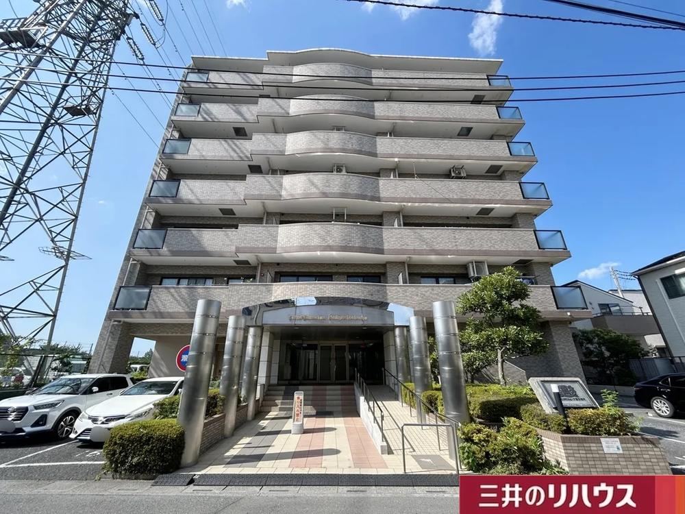 3LDK apartment in Kita Ward, Saitama - Photo 1
