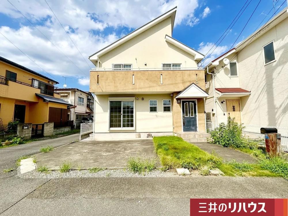 3LDK house in Akishima, Tokyo - Photo 1
