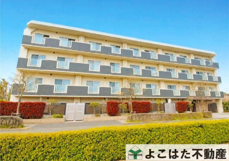 3LDK apartment in Fuchu, Tokyo - Photo 1