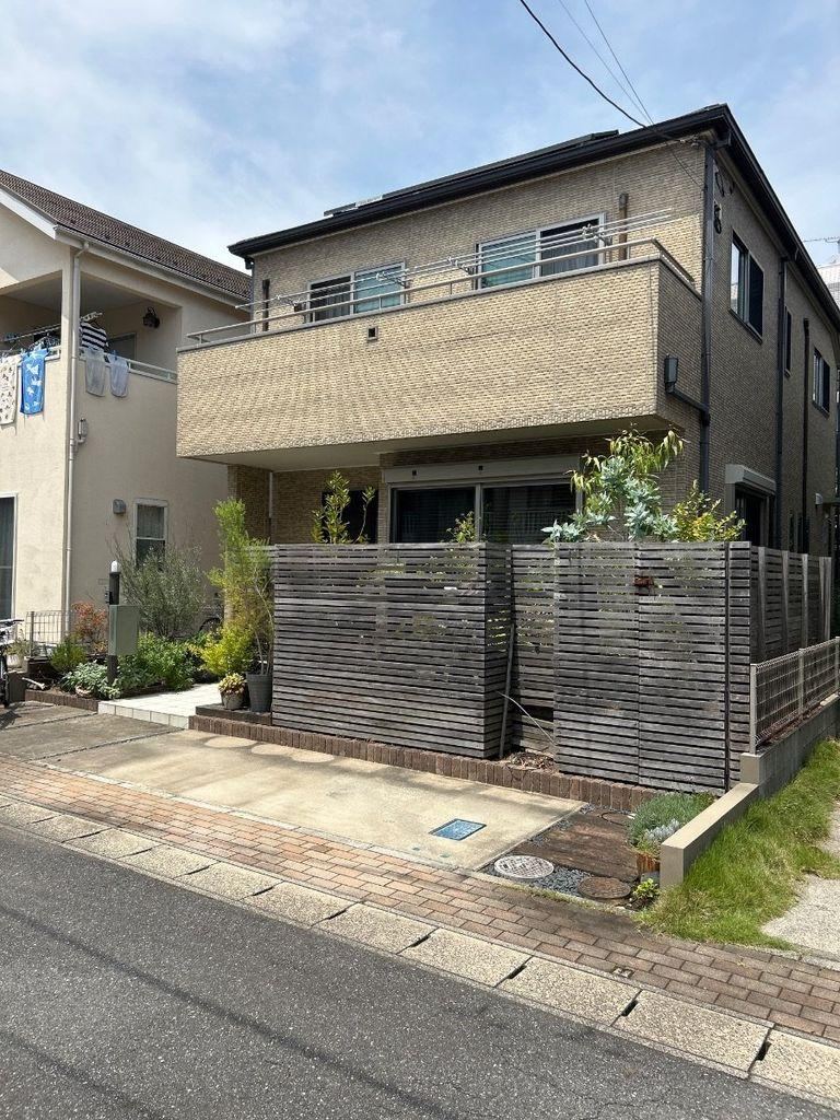 4LDK+S house in Hanamigawa Ward, Chiba - Photo 1