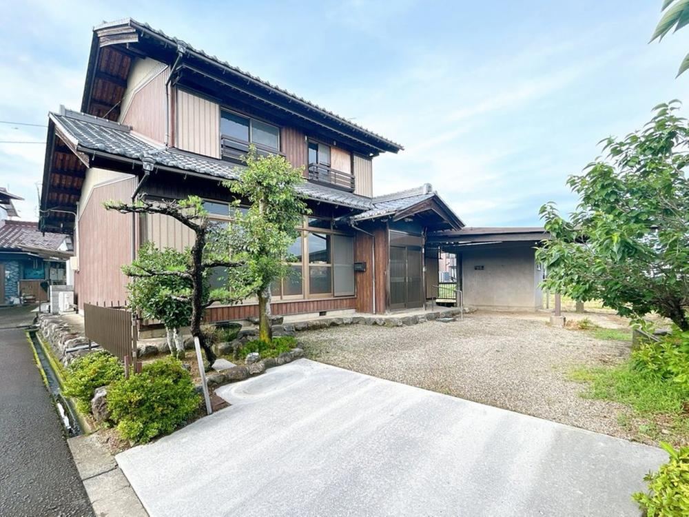 4LDK house in Ono, Ibi District, Gifu - Photo 1