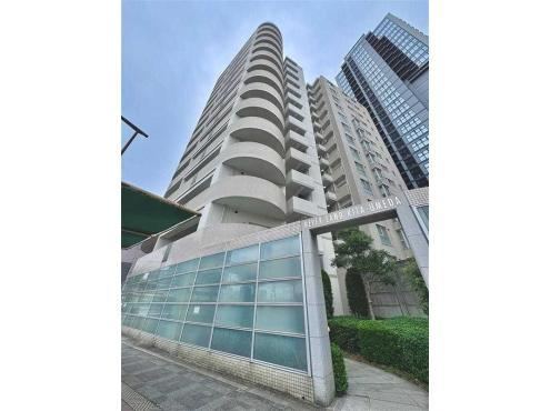 3LDK apartment in Kita Ward, Osaka - Photo 1