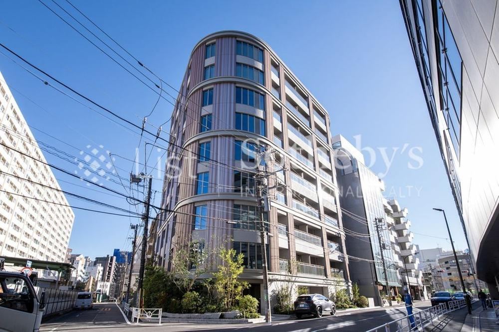 2LDK apartment in Shibuya Ward, Tokyo - Photo 1