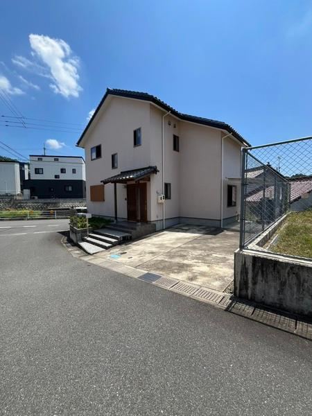 3LDK+S house in Higashihiroshima, Hiroshima - Photo 1