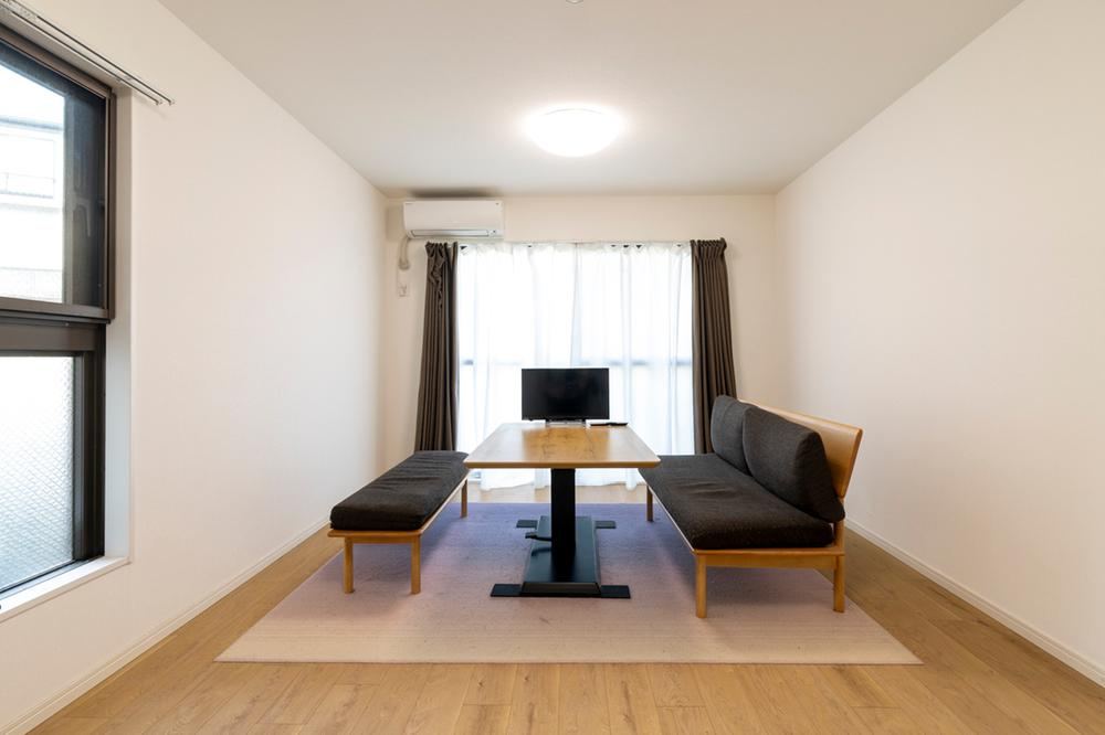 2LDK+S apartment in Machida, Tokyo - Photo 1